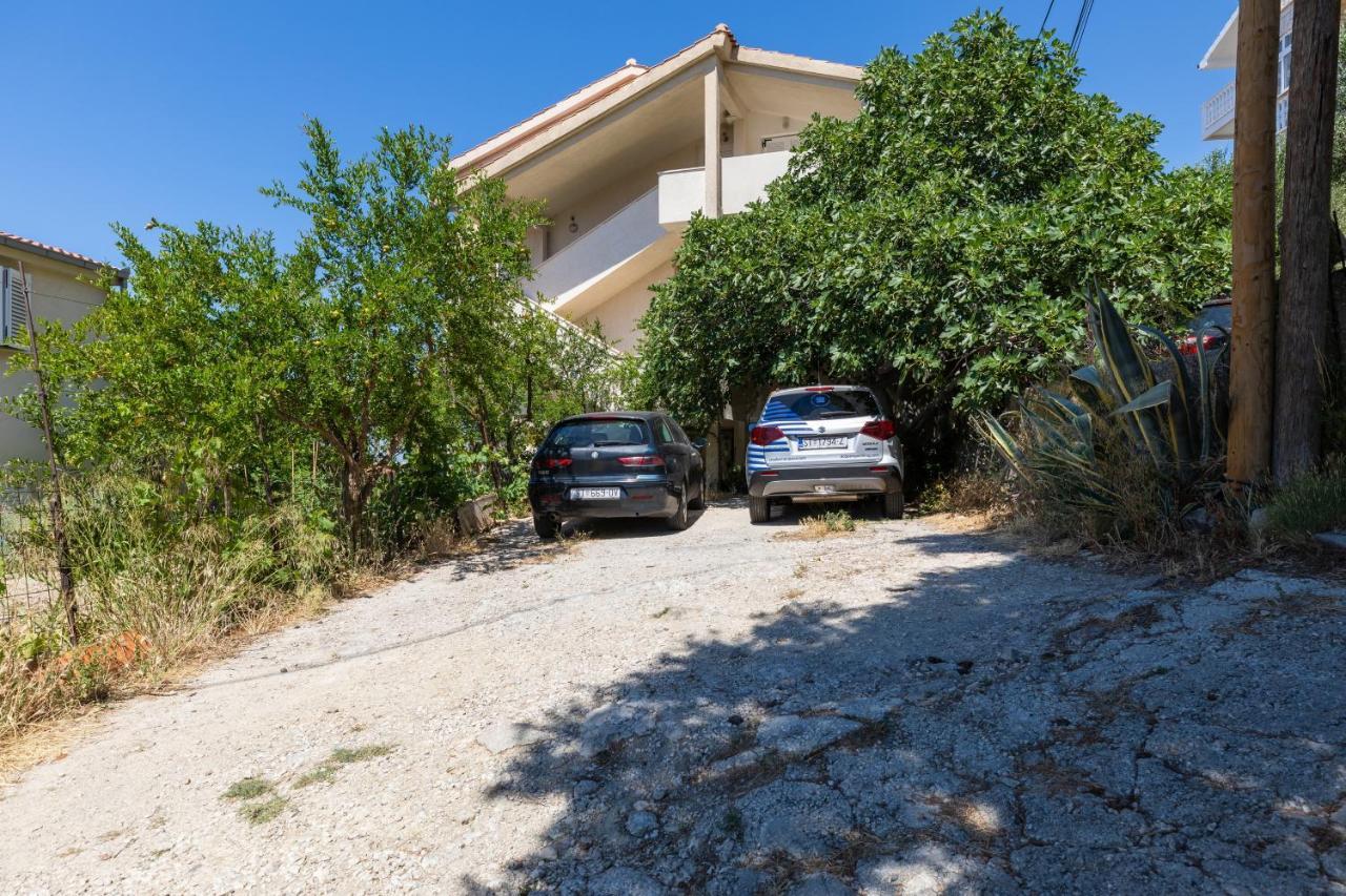 Apartments With A Parking Space Sumpetar, Omis - 9436 Buitenkant foto